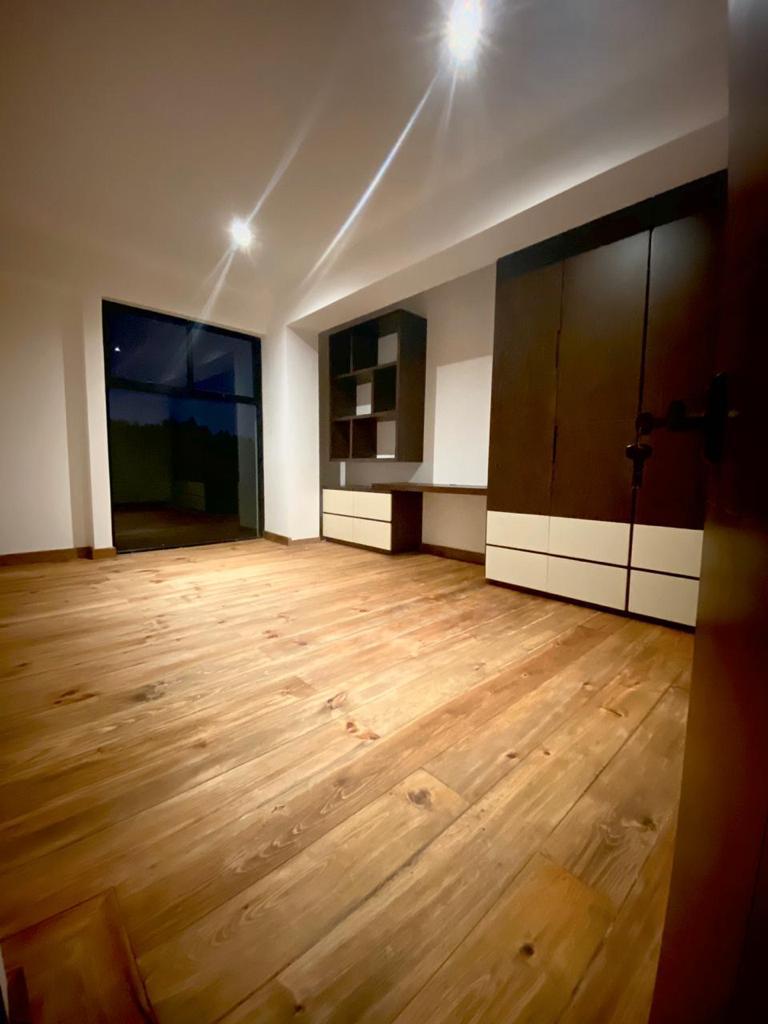 WhatsApp Image 2022-04-19 at 5.59.05 PM (4)