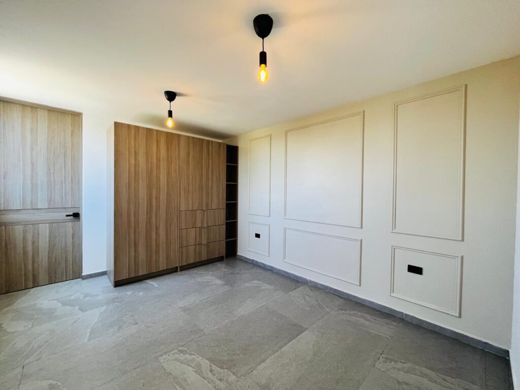 Casa en venta con 3 recámaras y recámara en planta baja Parque Aguascalientes Puebla, Lomas de Angelópolis