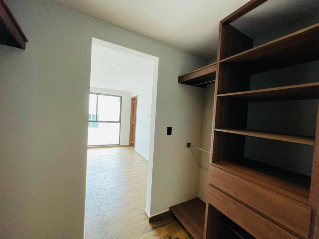 Casa en venta 4 recámaras Lomas de Angelopolis Puebla