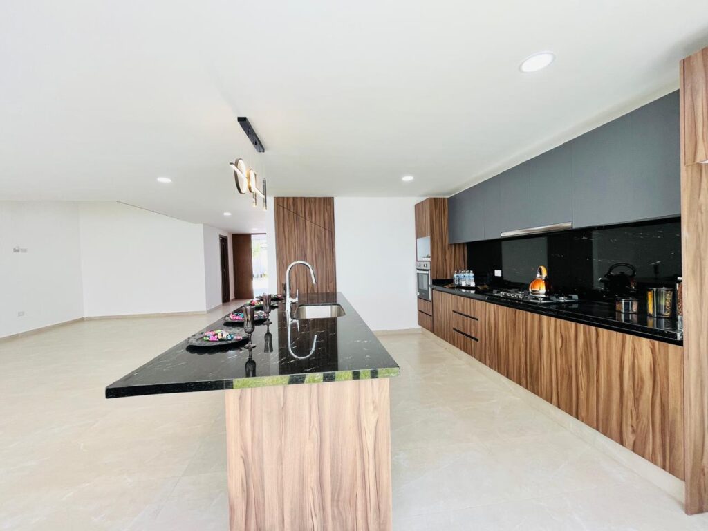 Casa en venta 4 recámaras Lomas de Angelópolis Puebla