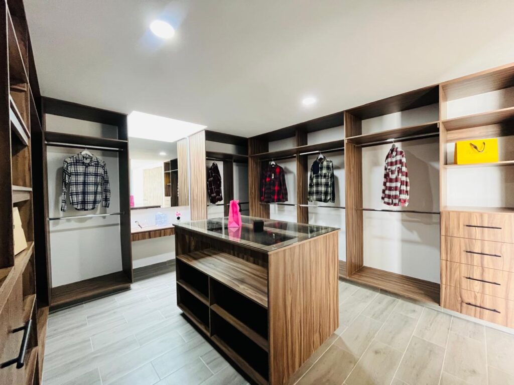 Casa en venta 4 recámaras Lomas de Angelópolis Puebla