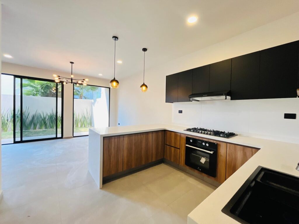 Casa en venta en Lomas de Angelópolis 3 recámaras Parque Cuernavaca