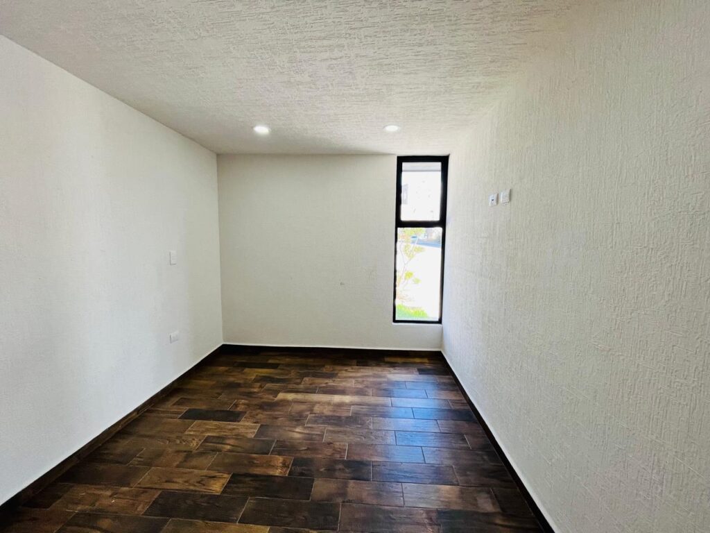 Casa en venta 4 recámaras en esquina Lomas de Angelópolis Puebla