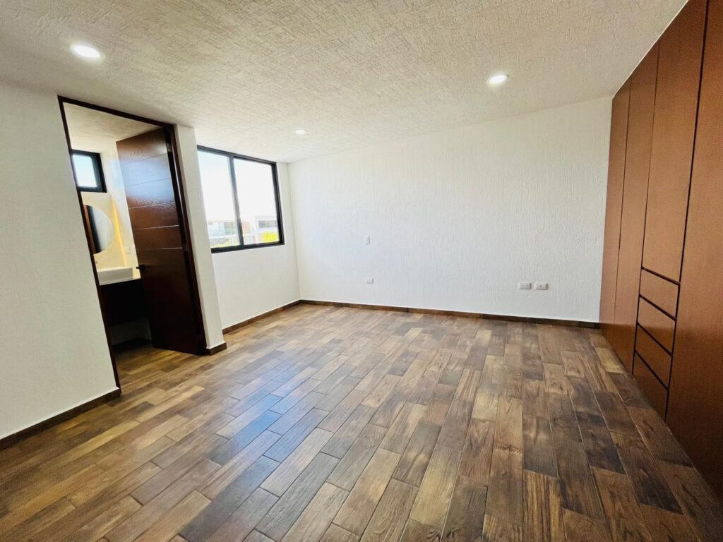 WhatsApp Image 2026-02-17 at 11.43.26 (2)