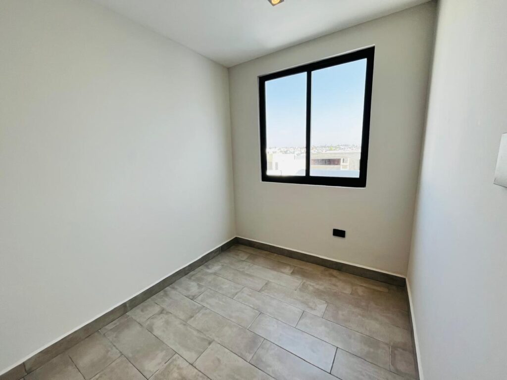 WhatsApp Image 2026-02-17 at 13.17.10 (4)