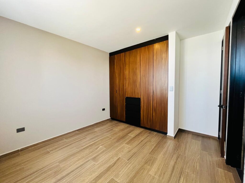 Casa en venta en Parque Oaxaca Lomas de Angelópolis Puebla 4 recámaras