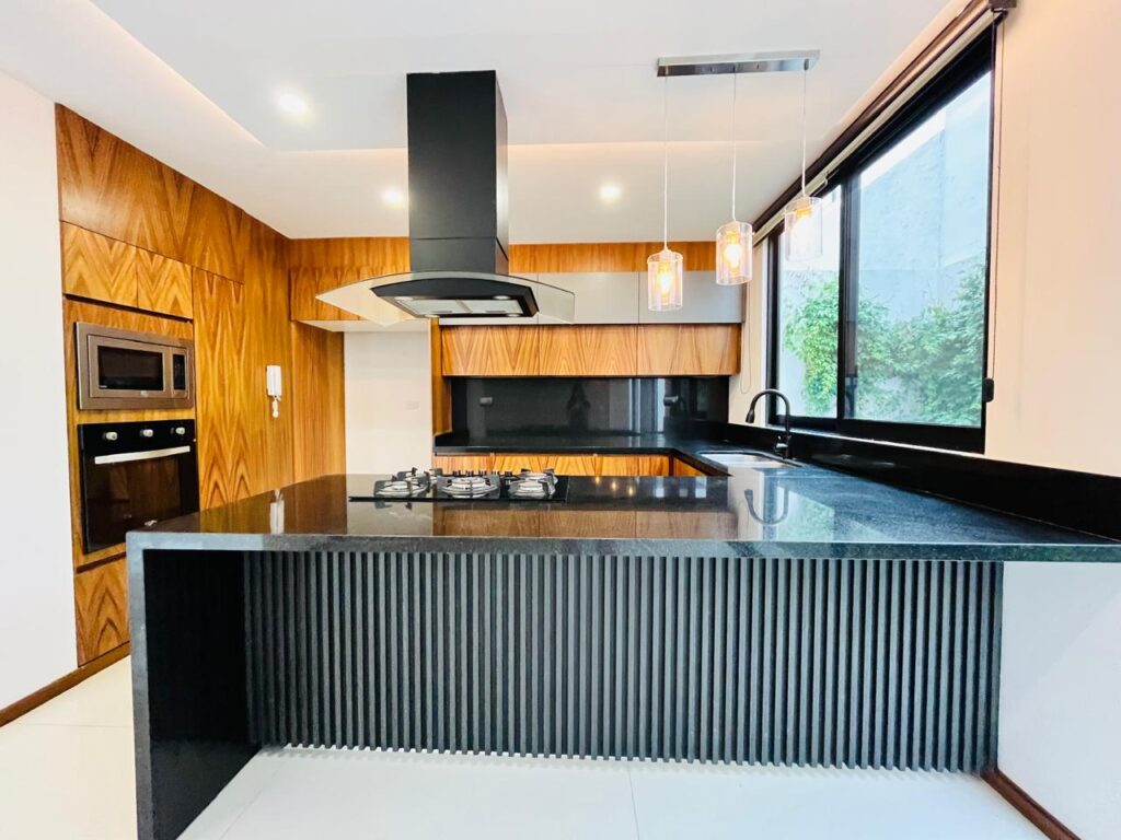 Casa en venta Parque Aguascalientes 4 recámaras Puebla Lomas de Angelópolis
