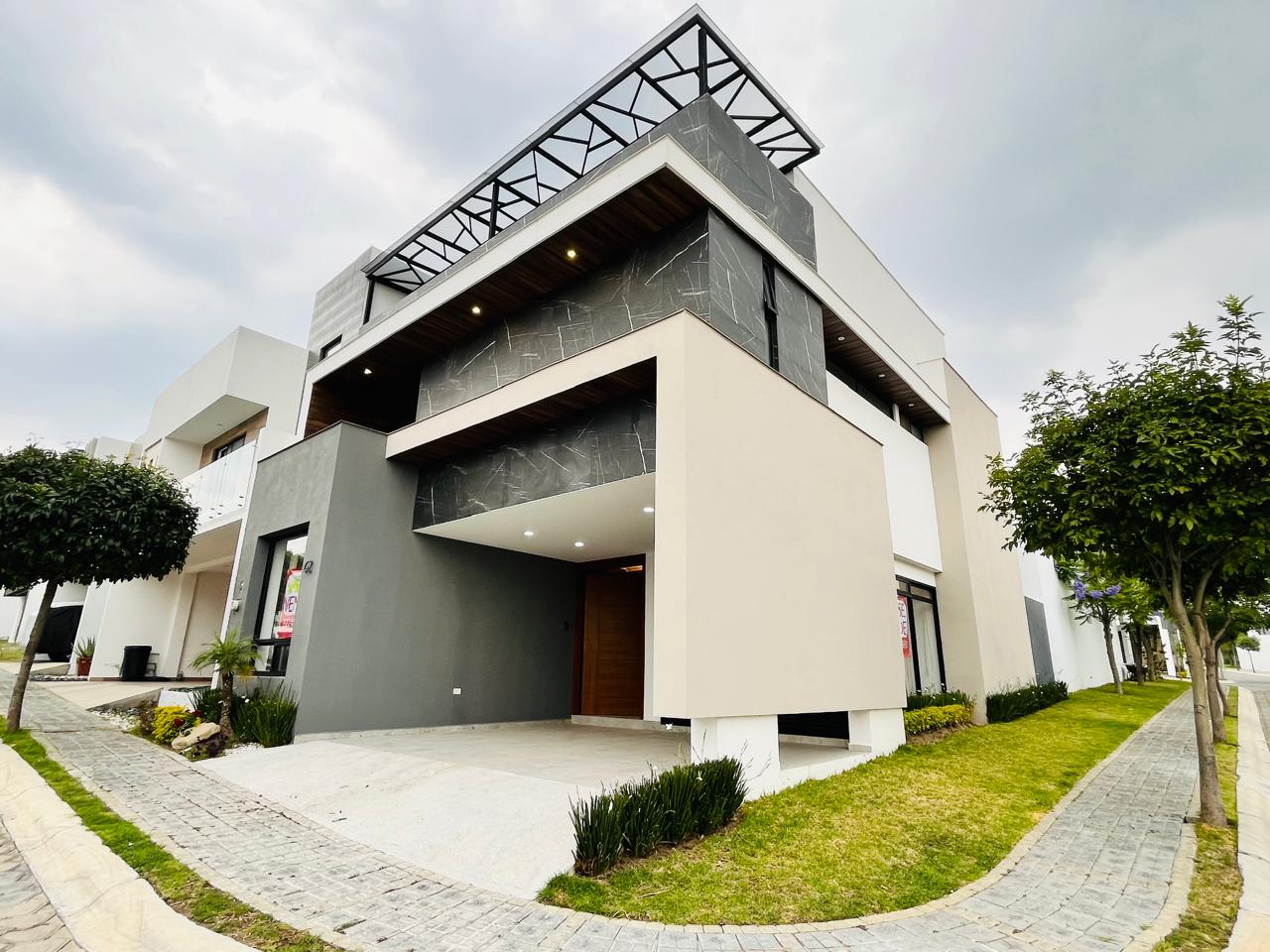Casa en venta Parque Aguascalientes 4 recámaras Puebla Lomas de Angelópolis