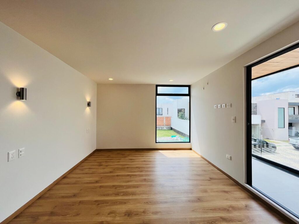 Casa en venta 4 recámaras Parque Chiapas Lomas de Angelópolis Puebla
