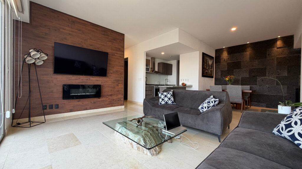 Departamento en venta dos recámaras en High Towers Lomas de Angelópolis Puebla