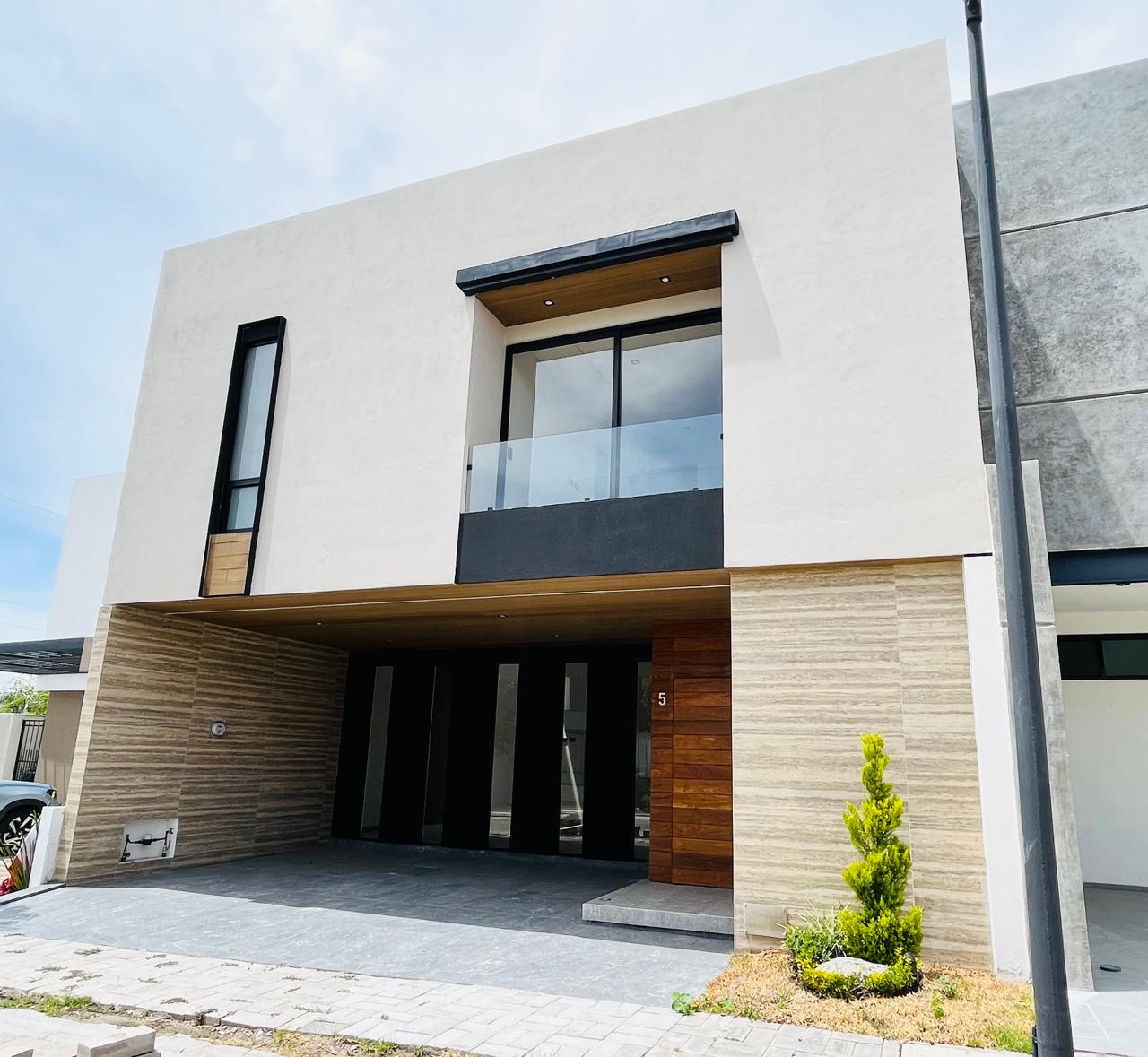 Casa en venta Parque México 3 recámaras Lomas de Angelopolis Puebla