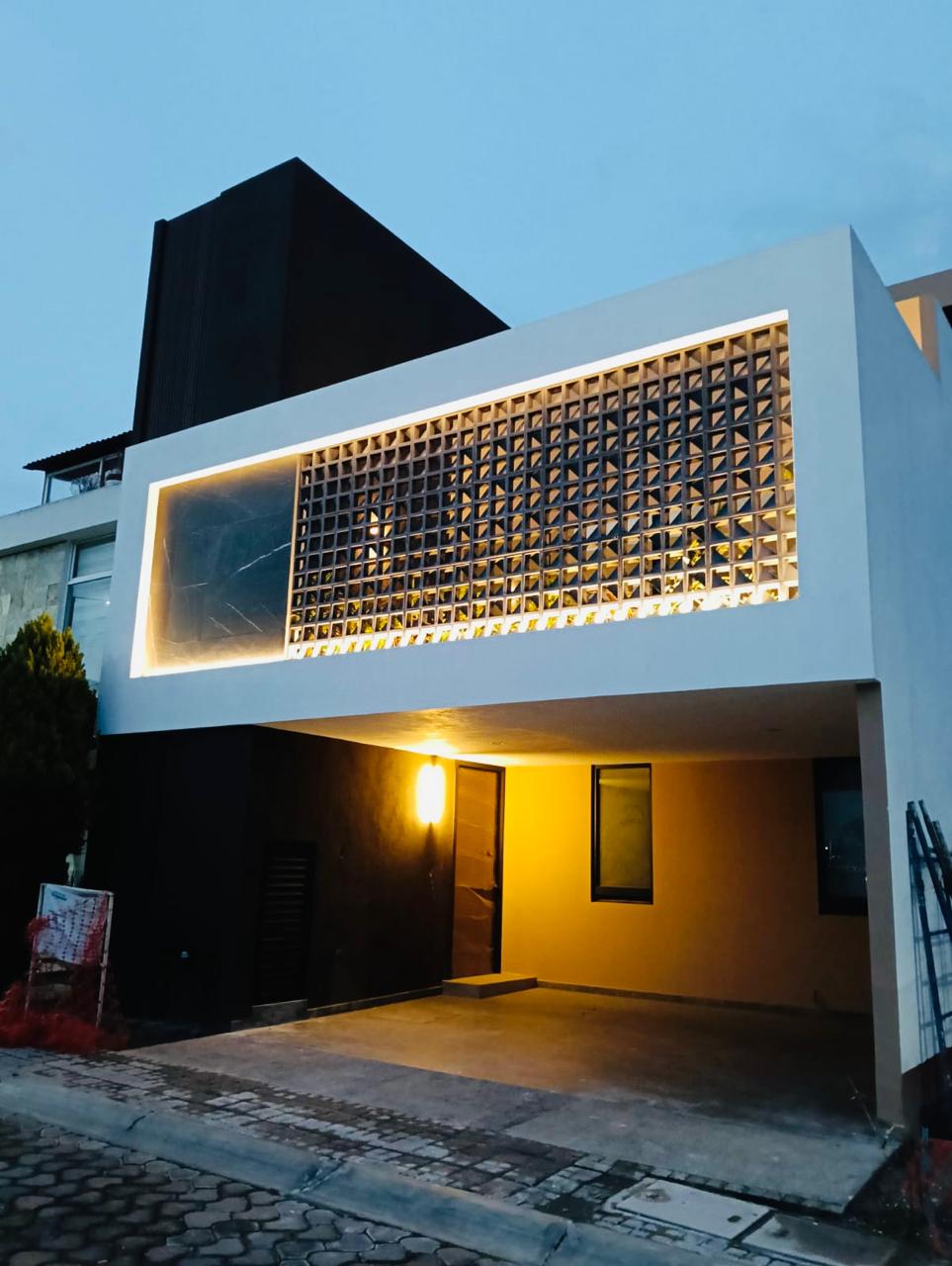 Casa en venta Parque Habana 3 recámaras Lomas de Angelópolis Puebla